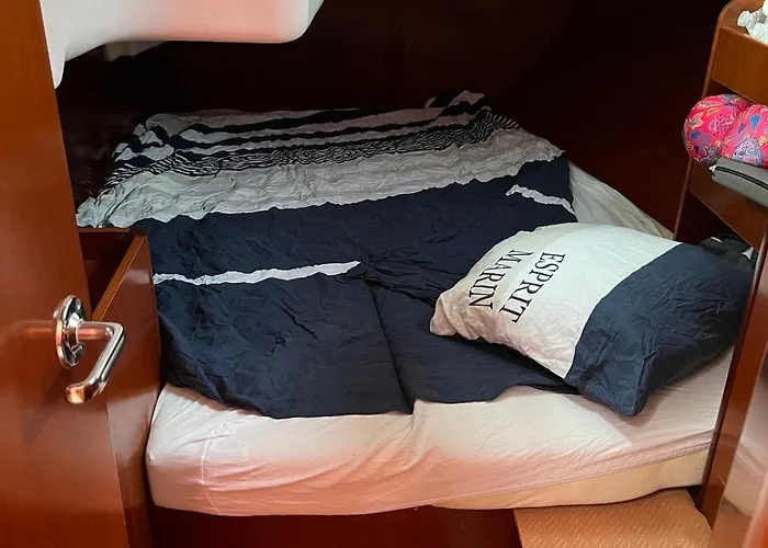 Charming Night In A 12 M Sailboat Canet-en-Roussillon